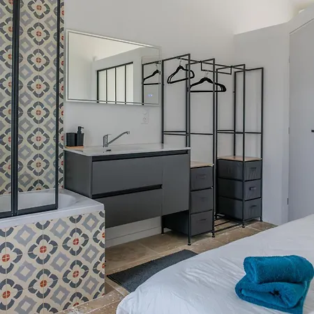 Apartmán Cozy Loft With Terrace & Air Conditioning *